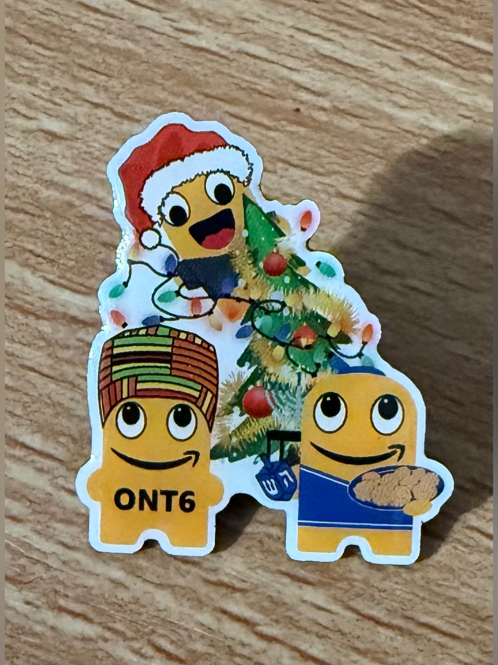 Amazon Employee ONT6 Christmas Holiday Peccy Pin